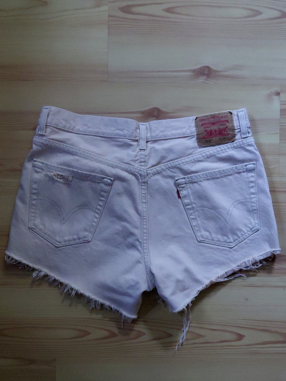 Vintage Levis 550 Cut Off Denim Shorts - Picture 3 of 6
